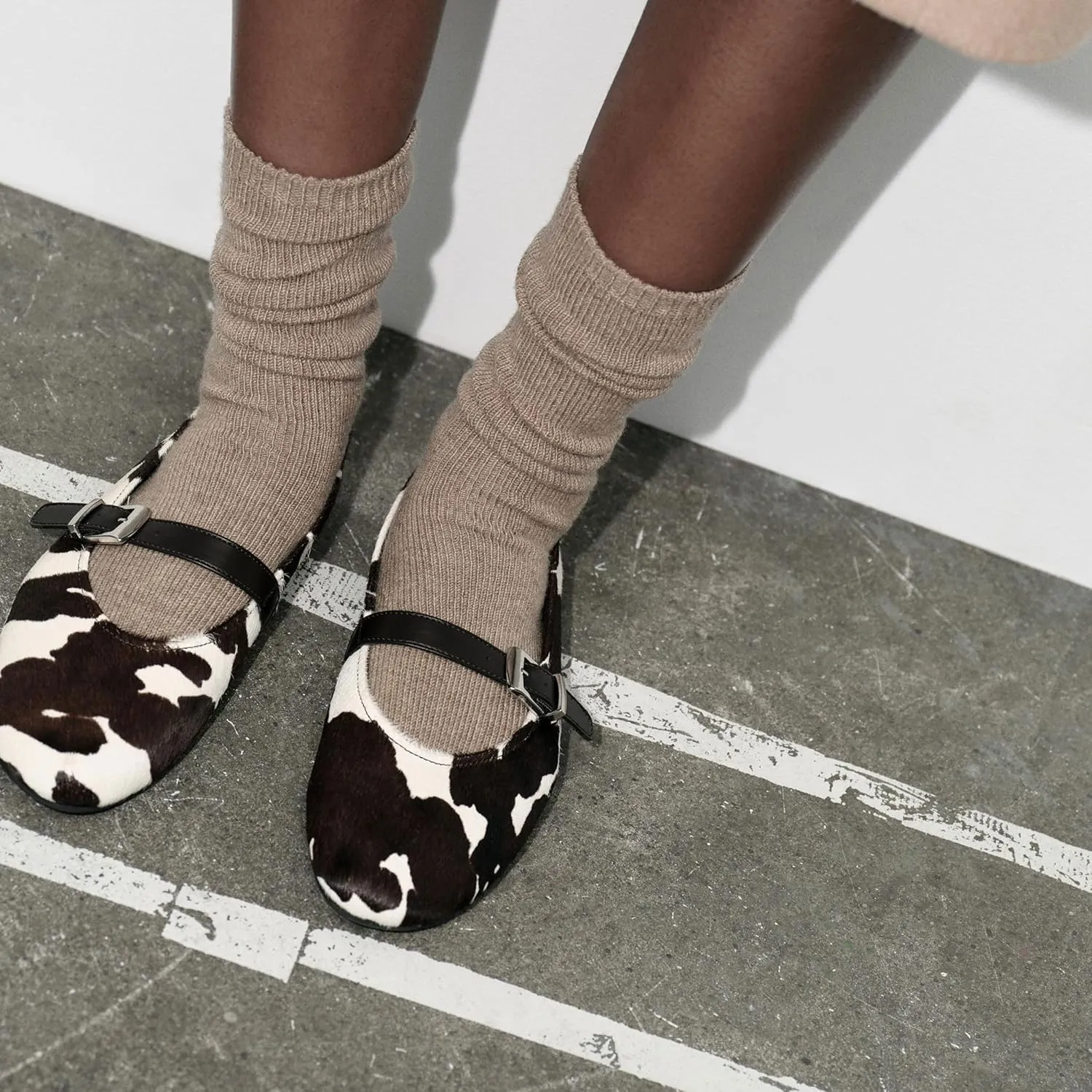 Ballet Flats Shoes for Women Bows Round Head Cute and Comfortable, Elegant for Casual Office or Formal Wear