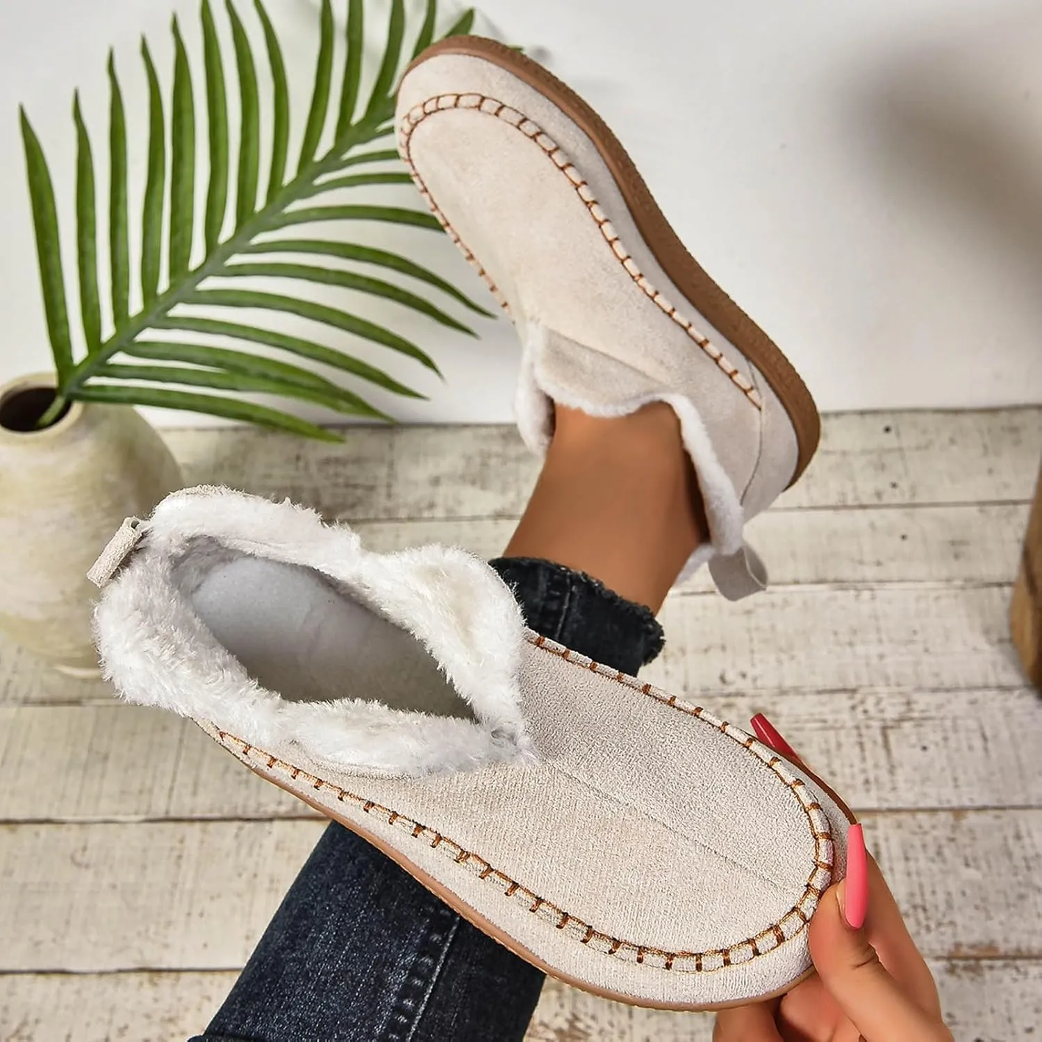 Cathalem Snow Boots for Women Winter Warm Booties Fur Lined Anti-Slip Ankle Boots Outdoor Slip On Booties Comfortable Warm Shoes