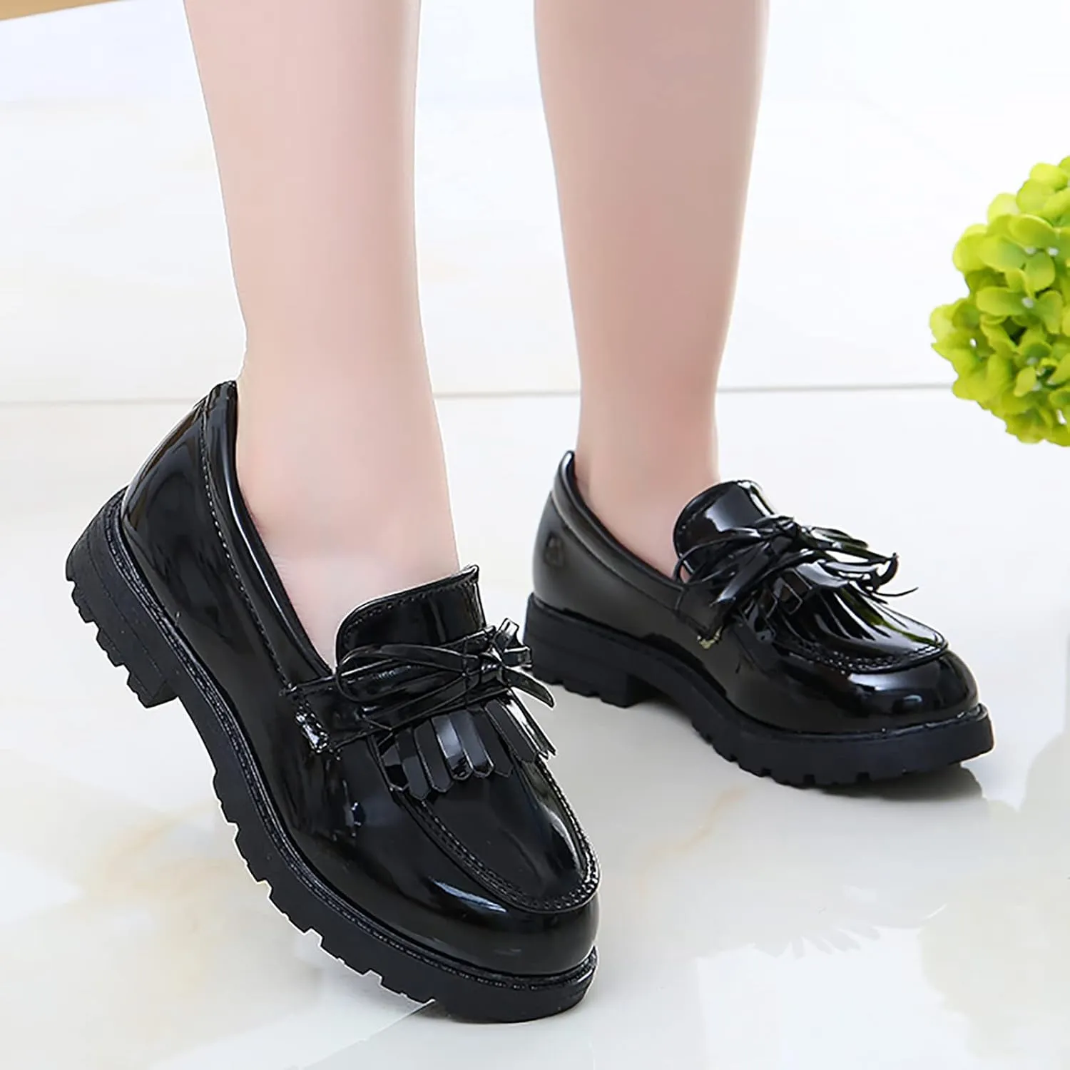 Girl's Loafers Slip On Tassel Oxford Shoes Flats Round Toe School Uniform Dress Shoes Gifts for Girl