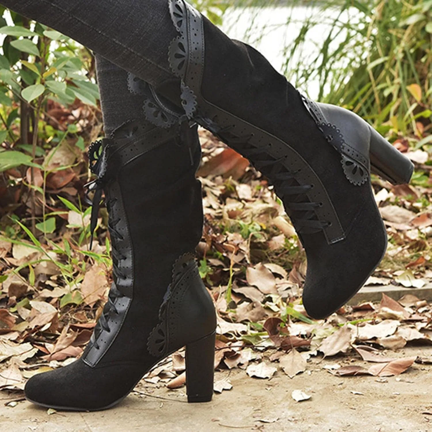Ladies Mid-Calf Boots Medieval Retro Lace-up Square Heels Pointed Toe Winter Outdoor Combat Bootie Fashion Lace Boot