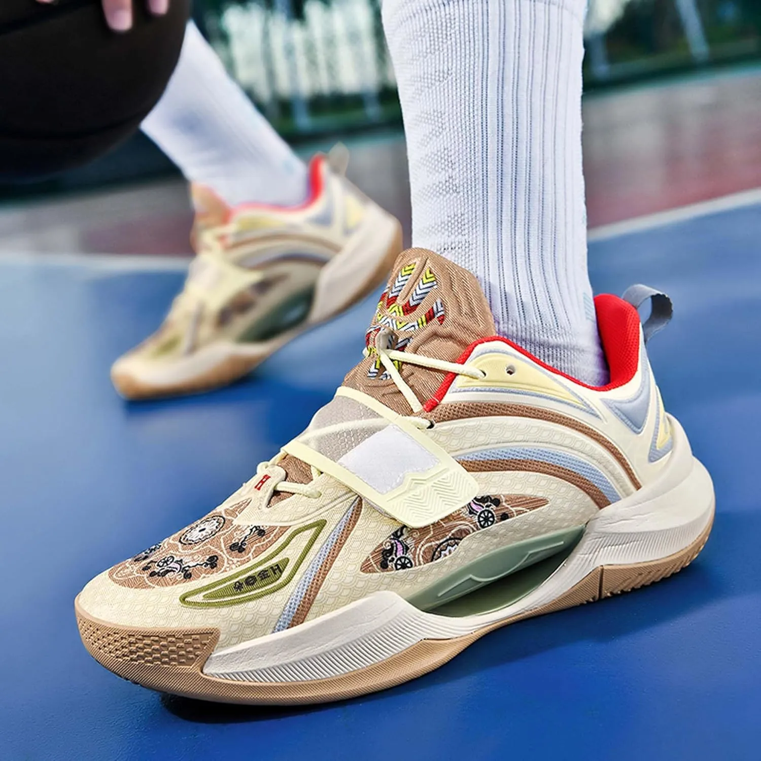Neutral Fluorescent Basketball Shoes Fashion High Top Sneakers Breathable Anti-Slip Running Trainers Lightweight Breathable Outdoor Fitness Walking Jogging Shoes