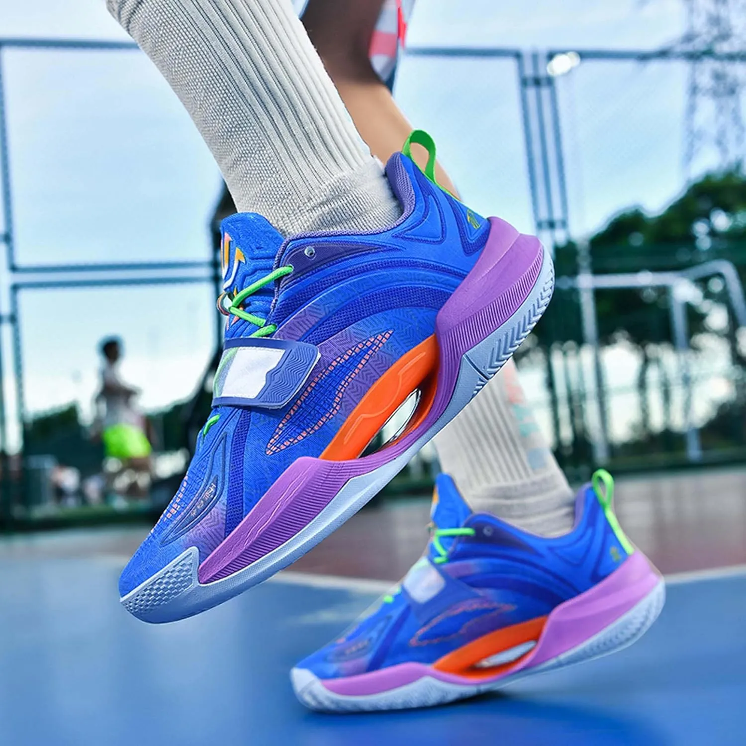 Neutral Fluorescent Basketball Shoes Fashion High Top Sneakers Breathable Anti-Slip Running Trainers Lightweight Breathable Outdoor Fitness Walking Jogging Shoes