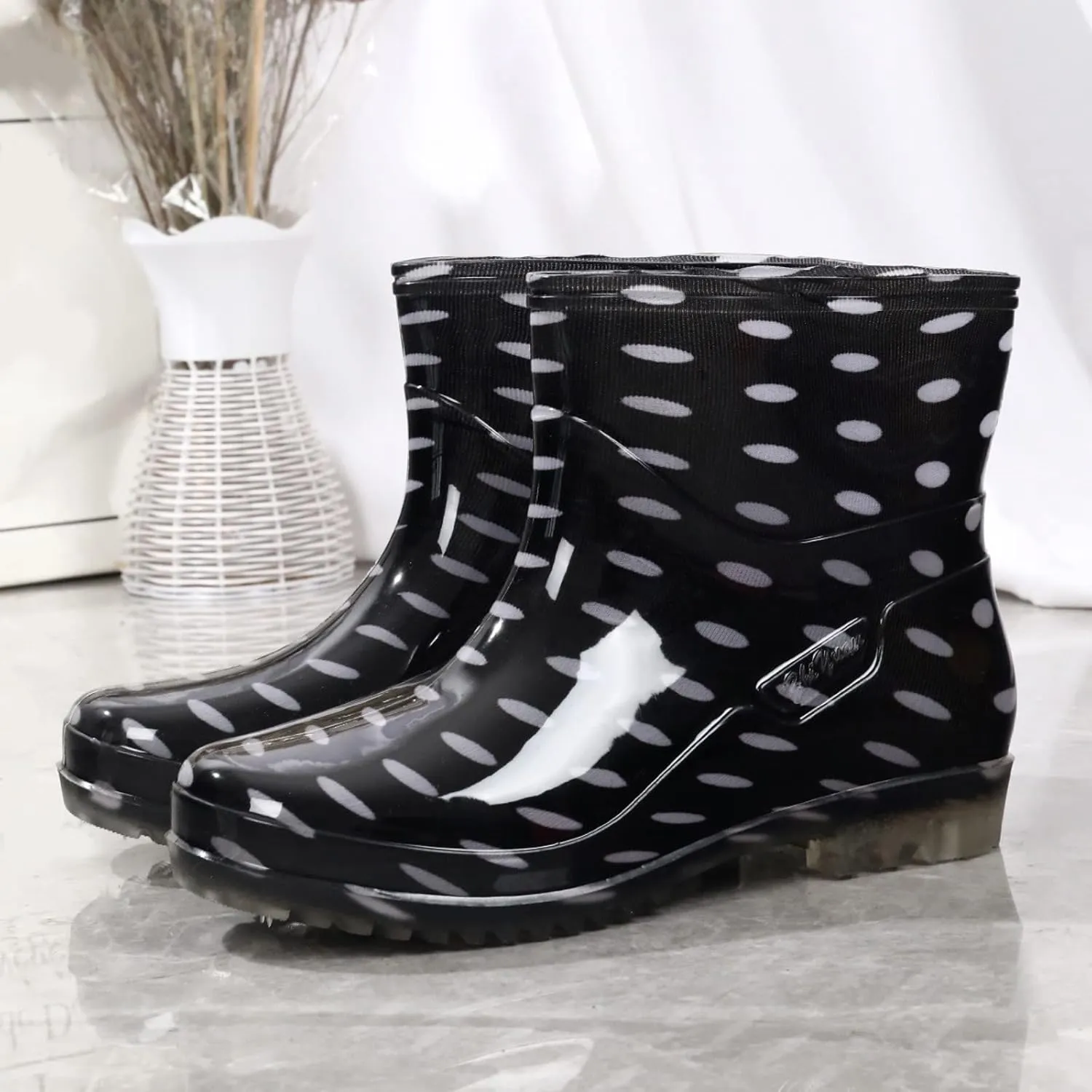 Rain Boots for Women Rain Boot Mid Calf Waterproof Garden Fashion Rainboots Light Anti-slipping Comfortable Insole Shoes