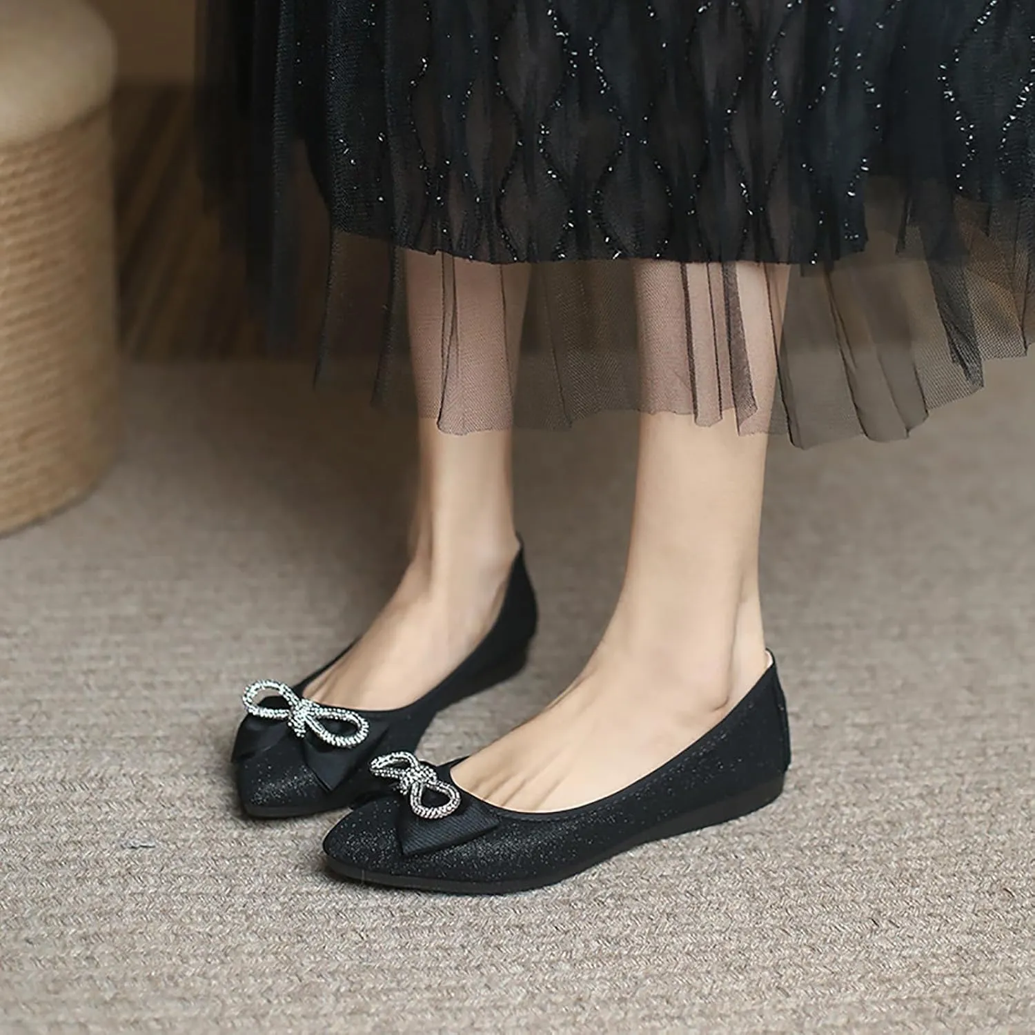 Women's Flats, Foldable Ballet Flats for Women, Fashion Bow Tie Pionted Toe Comfort Lightweight Slip-On Dress Shoes