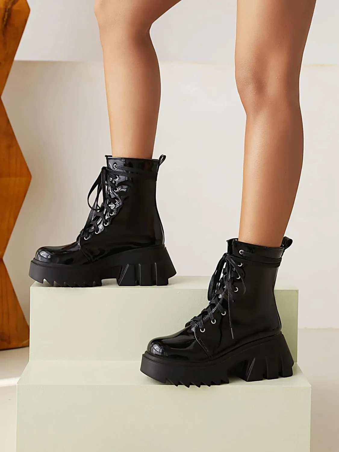 Women's Platform Combat Booties Lace Up Motorcycle Boots Chunky Block High Heel Ankle Boots Punk Goth Lug Sole Boots Round Toe Shoes