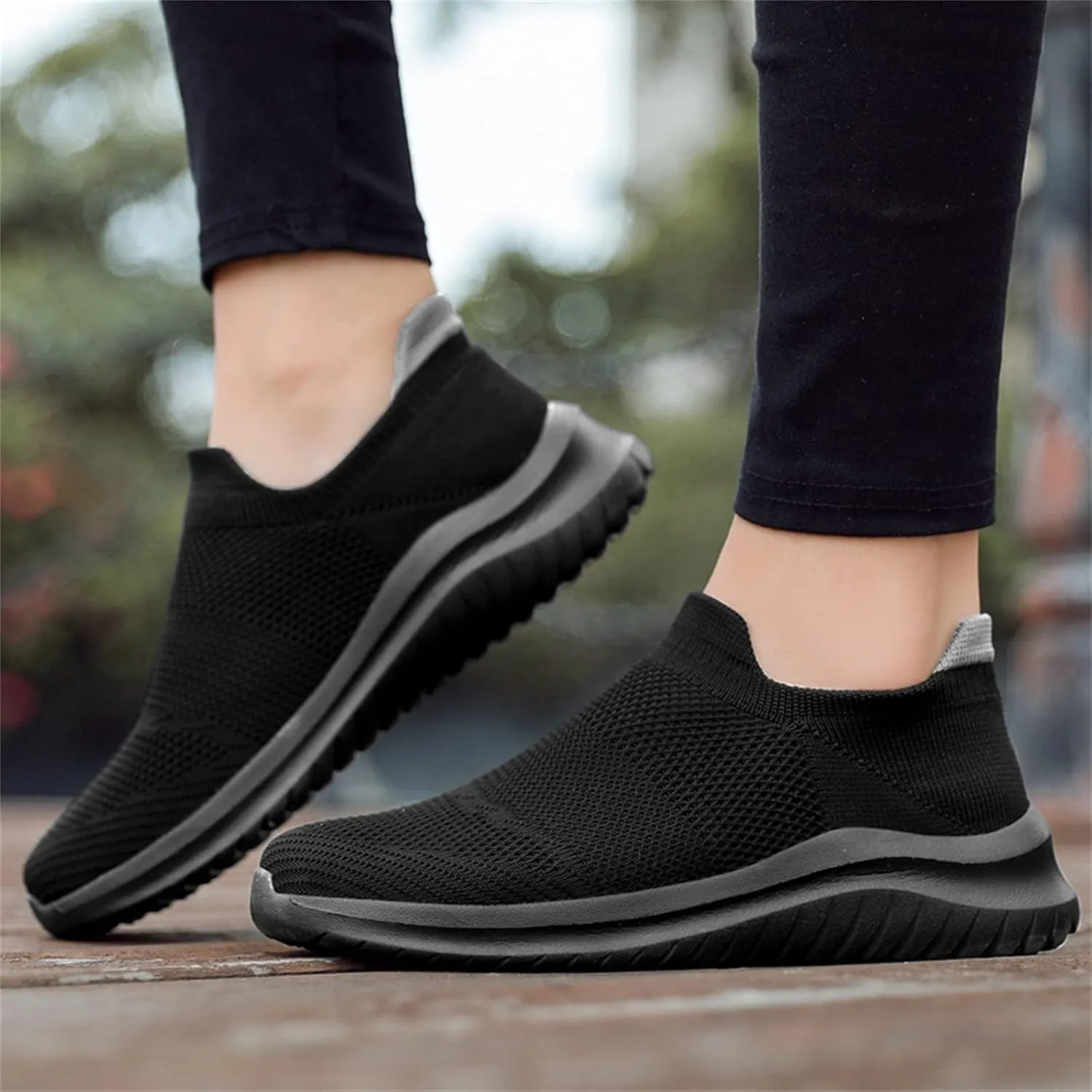 Women's Slip on Shoes Canvas Sneakers Loafers Non Slip Tennis Shoes Men Dressy Casual Black Shoes Slip On Sneakers Slip On Tennis Shoe Cross Trainer Shoe
